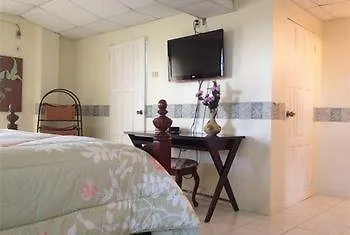 Clifton Hill Manor Hotel Bakhen 3*,  Trinidad And Tobago