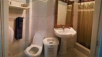 Clifton Hill Manor Hotel Bakhen