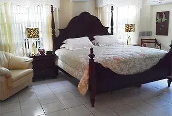 Clifton Hill Manor Hotel Bakhen